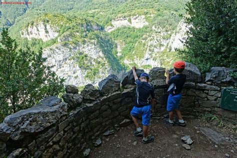 garganta de escuain con niños|SENDERISMO EN LA GARGANTA DE ESCUAÍN。